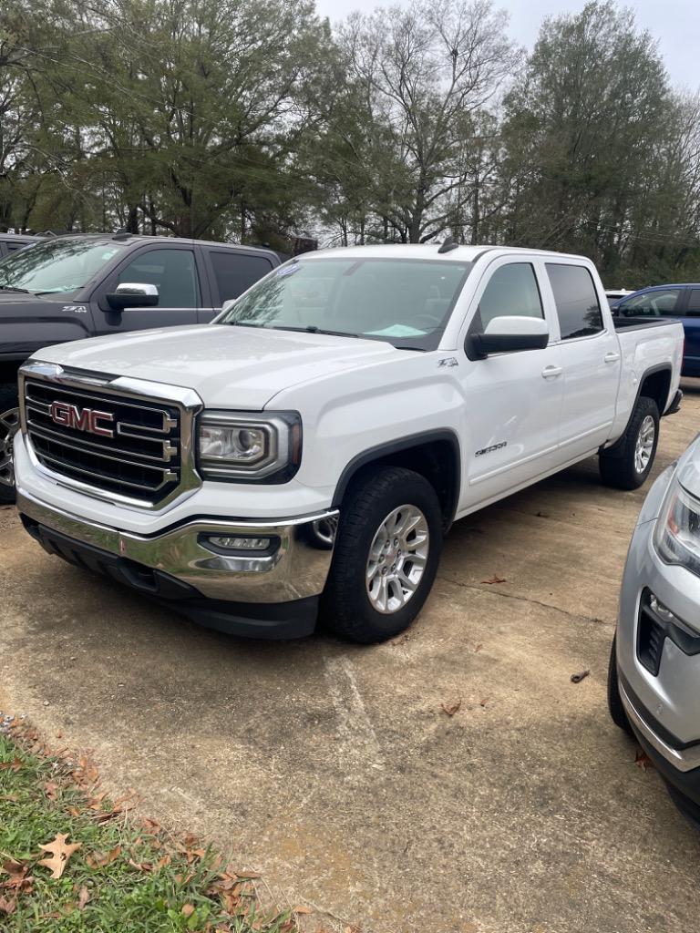 2017 GMC Sierra 1500 SLE's photo