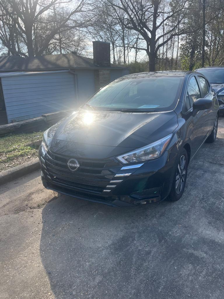 2025 Nissan Versa Sedan SV