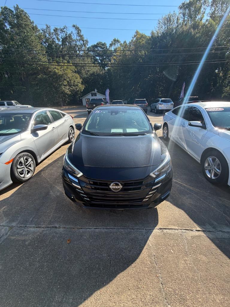 2025 Nissan Versa Sedan