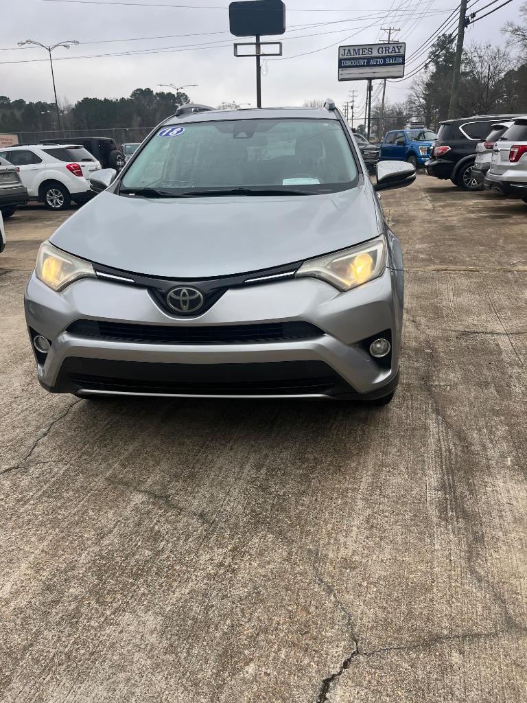 2018 Toyota RAV4 XLE
