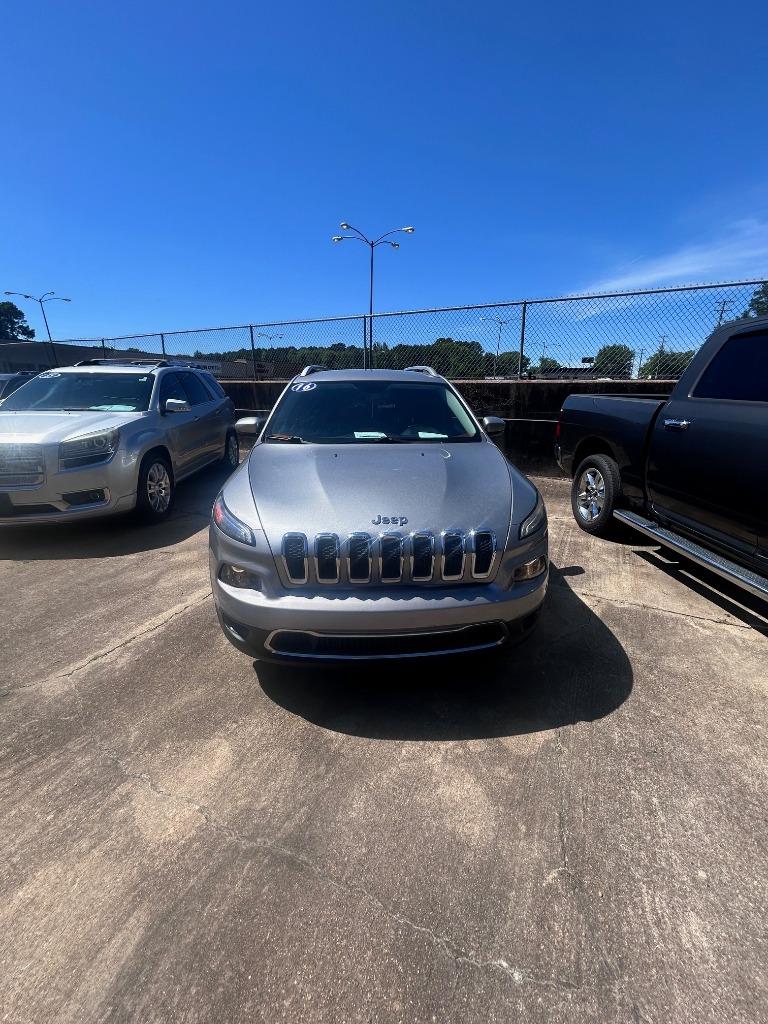 2016 Jeep Cherokee Limited's photo